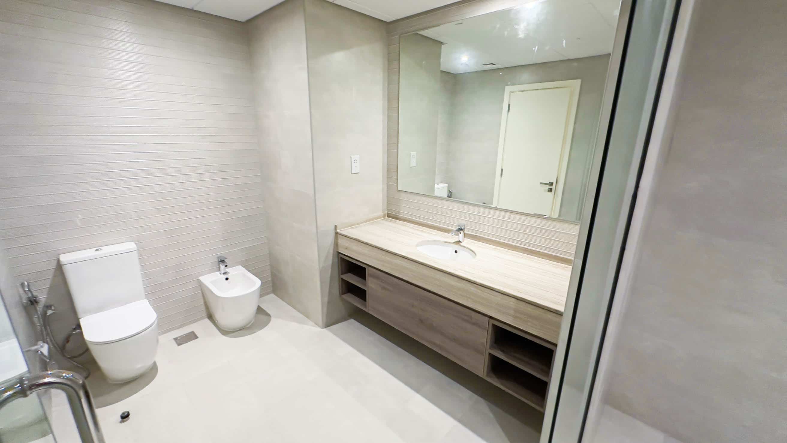 Luxury bathroom interior at C‑3 Gardens Saadiyat Island Abu Dhabi featuring high‑quality fixtures and contemporary design